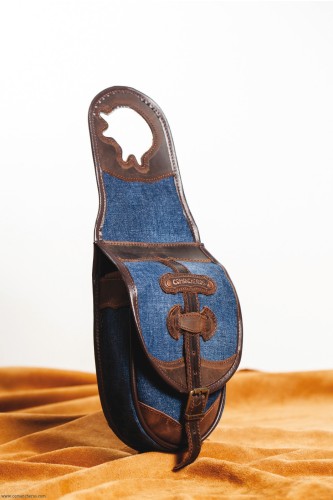 Single pommel bag in denim