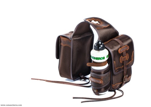 Double pommel bag with bottle holder