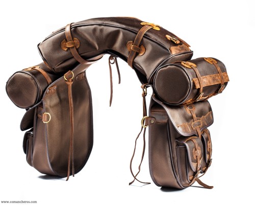 Saddlebag set with two small pockets