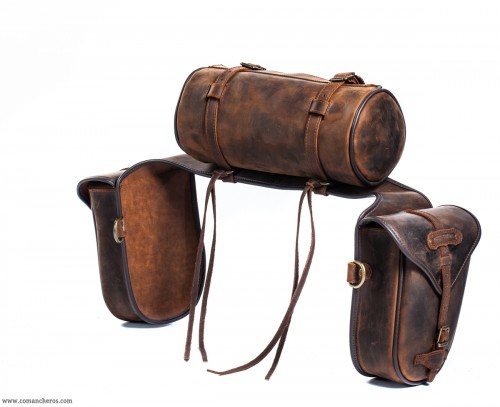Rear saddlebags in leather with roll