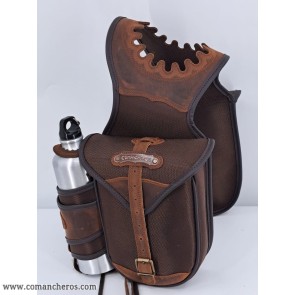 Pommel saddlebag with water bottle