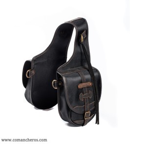 Rear trekking saddlebags